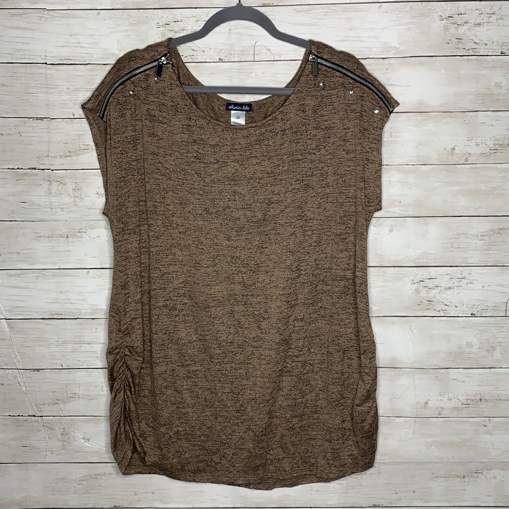 Olivia Blu zipper shoulder top sz 3X